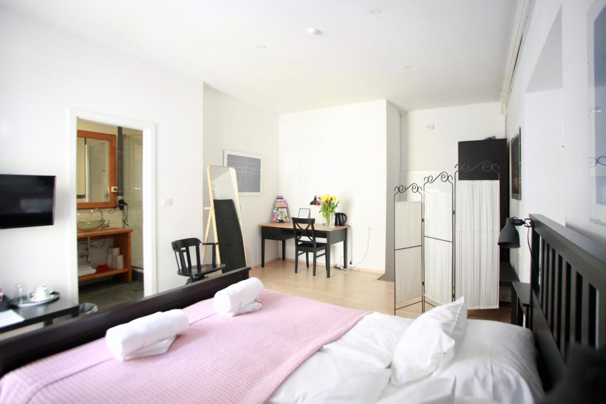 Bit Apartment *
