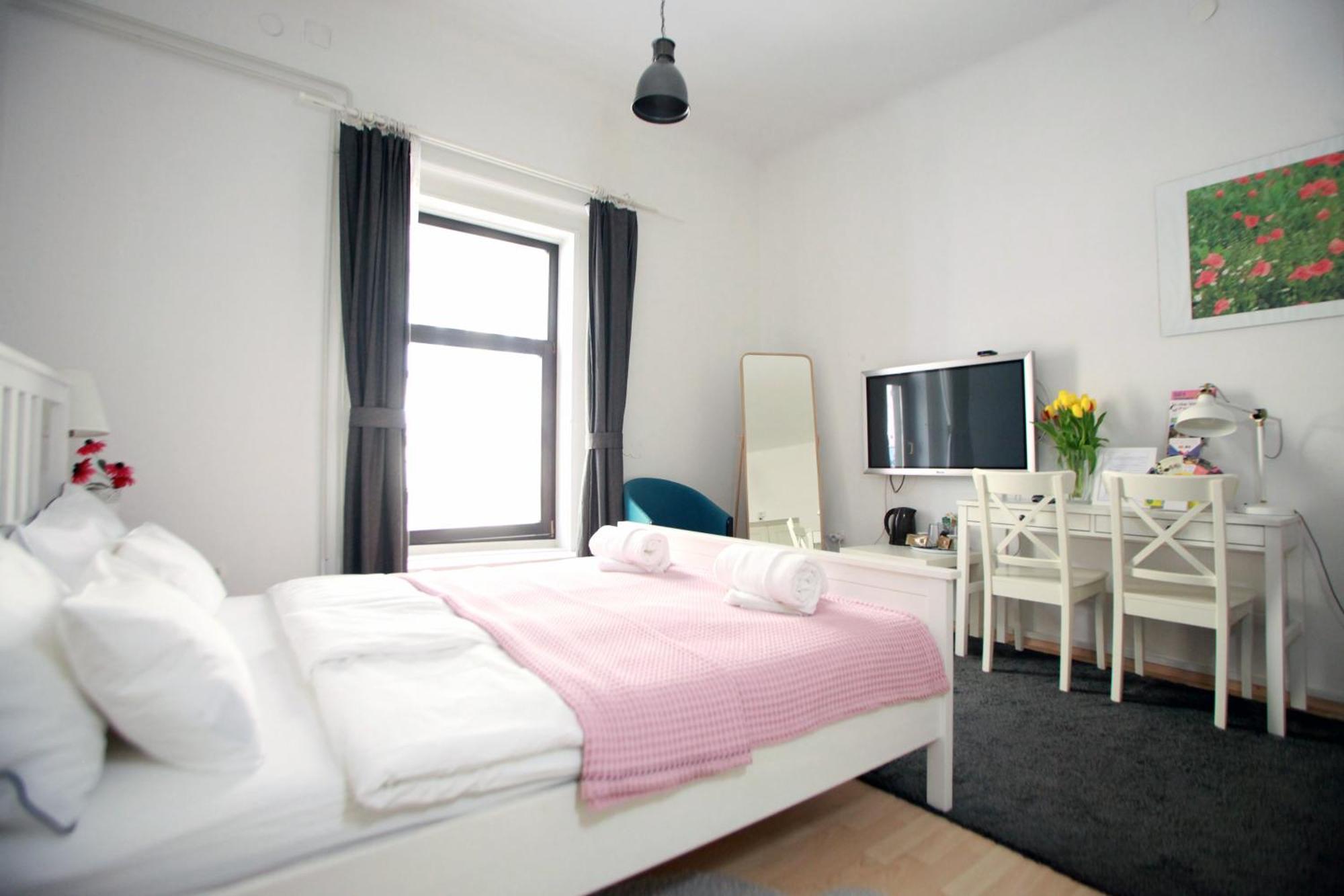 Apartment Bit